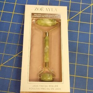 Zoe Ayla JADE ROLLER MASSAGE TOOL NICE GOLD DESIGN NEW